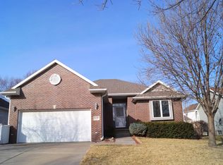 6139 S 81st St, Lincoln, NE 68516