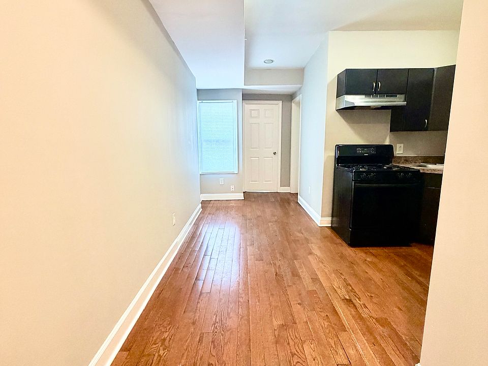 1st image of 2125 McCulloh St #3