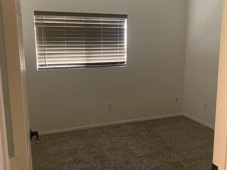 9427 E Whitewing Dr — Photo 10