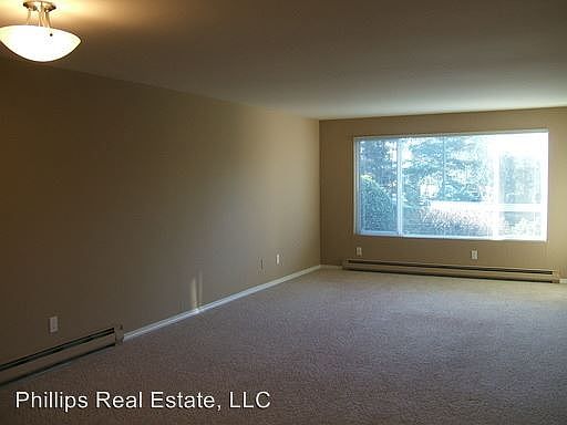 4th image of 470 2nd Ave S APT 312