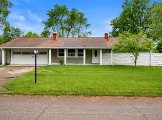2000 W Cambridge Dr, Muncie, IN 47304