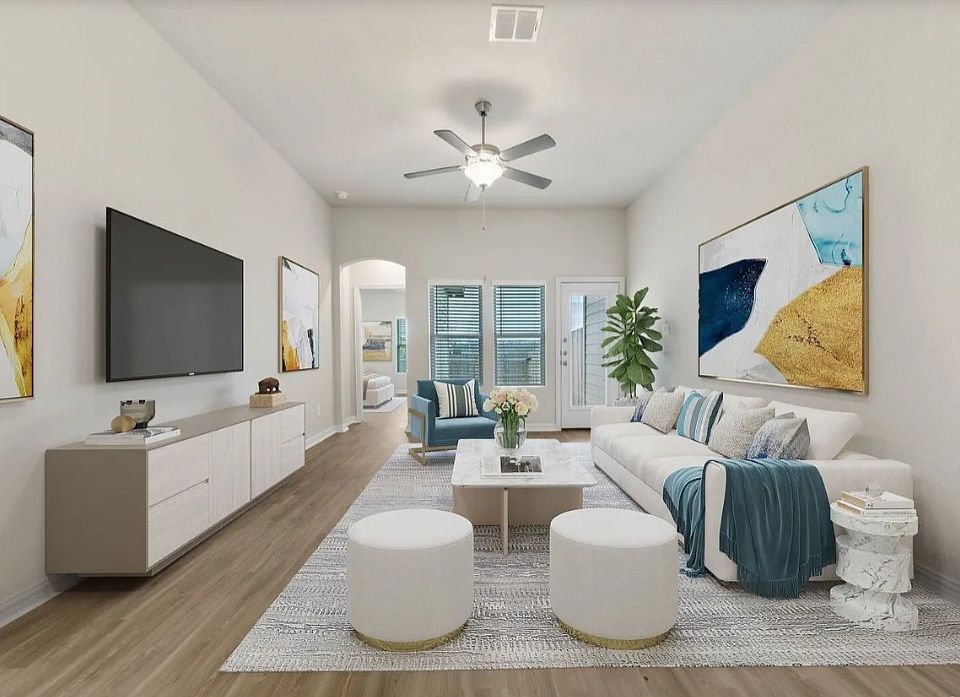 1st image of 5423 Devils Gate Unit 2