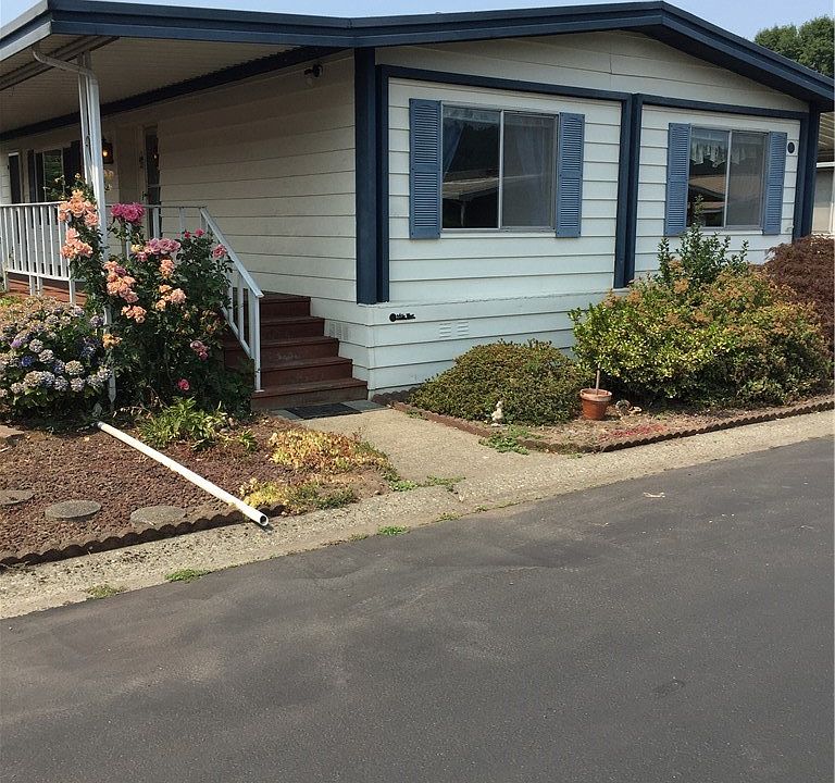 1st image of 3611 I St NE Unit 73