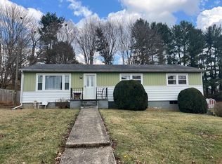 227 Seminole Rd, Bristol, VA 24201