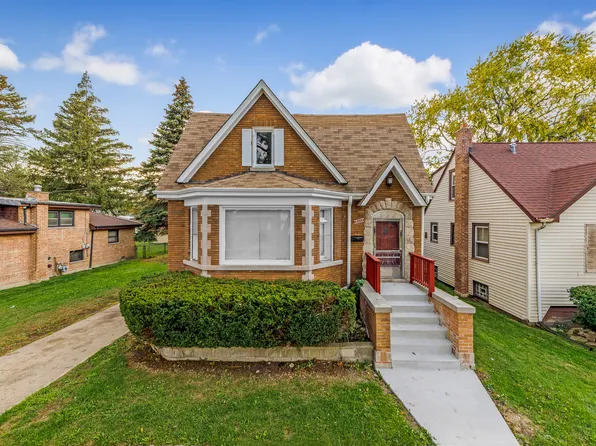 12352 S Carpenter St, Calumet Park, IL 60827