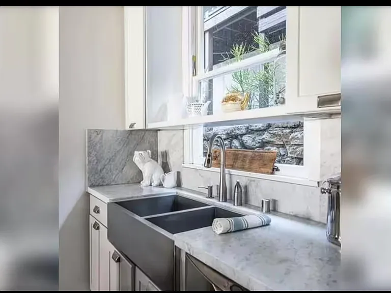 6184 Glen Oak St — Photo 15