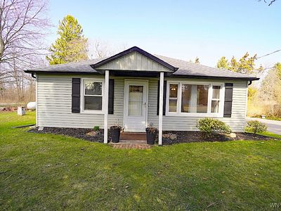 1463 Lake Rd, Youngstown, NY, 14174