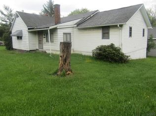 2642 Water Level Rd, Rockwood, PA 15501