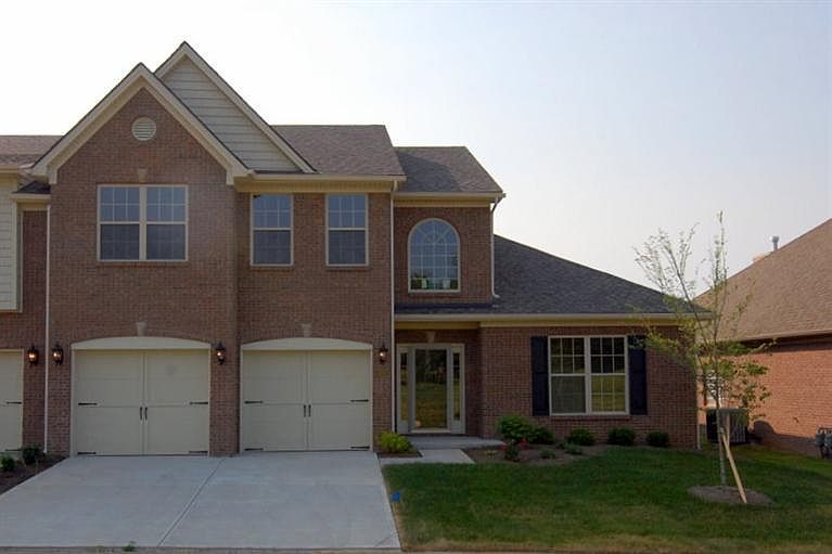 2nd image of 3900 Castlebridge Ln