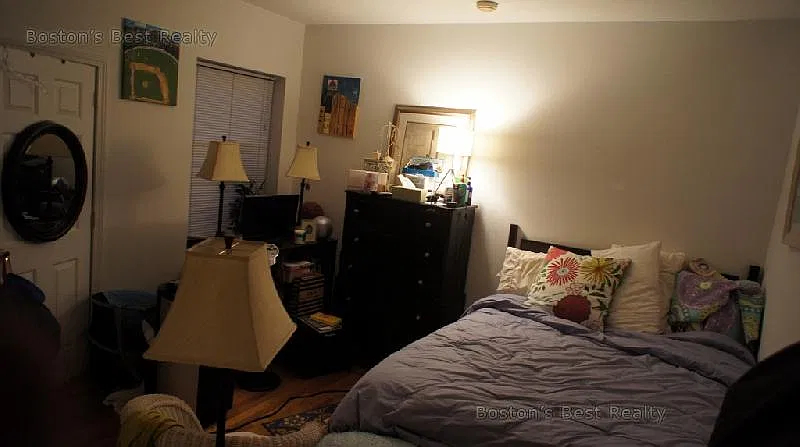 Studio, 1.0 bath, $1,900 — Photo 1
