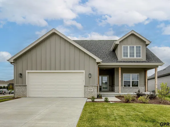 6428 S 208th Ave, Elkhorn, NE 68022