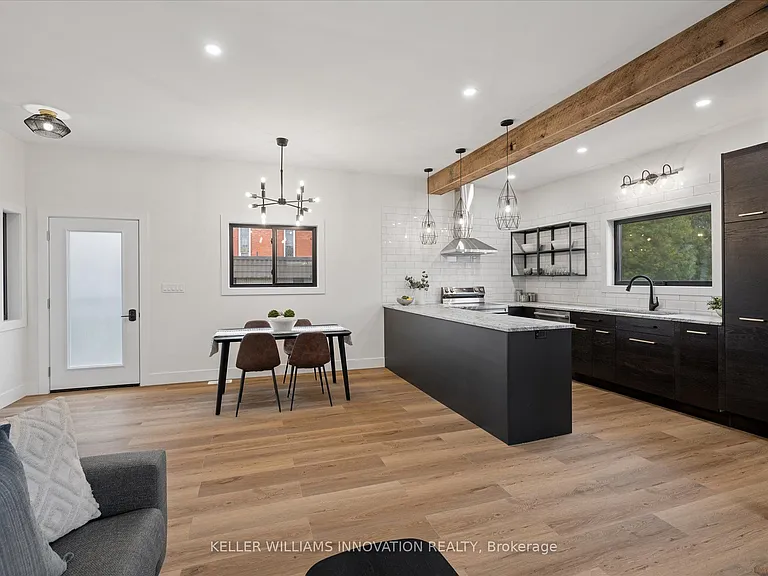215 Winstanley St — Photo 14