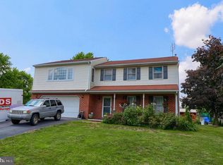1272 Martin St, East Earl, PA 17519