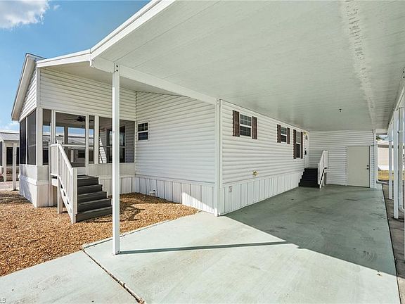 4th image of 121 Kim DR #121