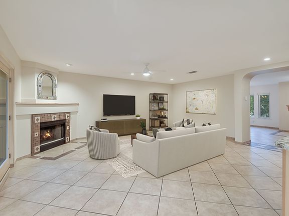 5th image of 10947 Hamlen Park Dr S