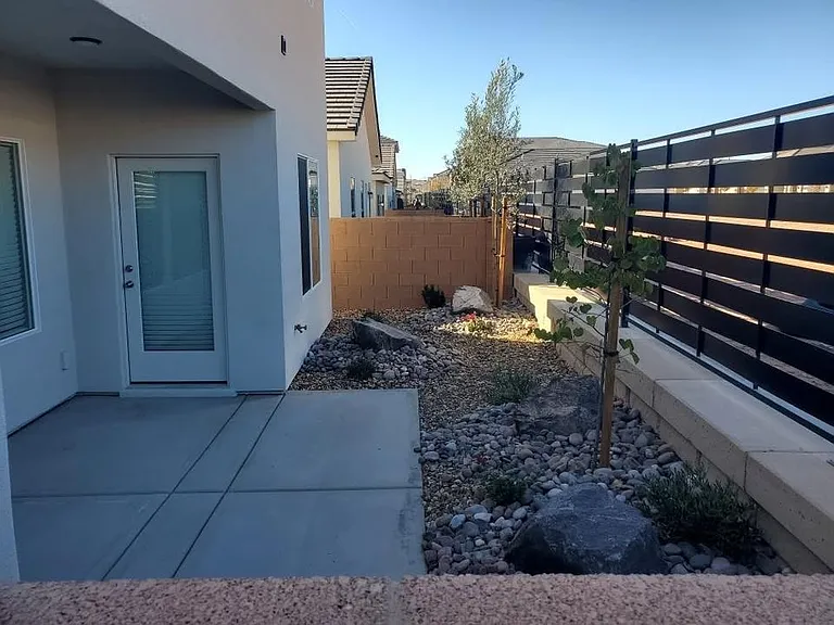 440 S Riverbed Dr — Photo 15
