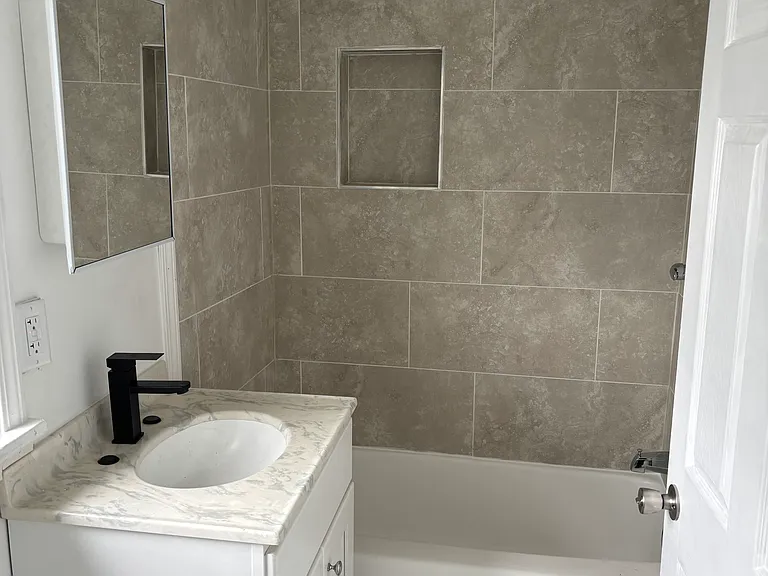 321 Saint Anthony St #2 — Photo 3