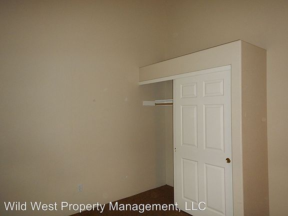 3rd image of 1507 NW Harwood Ave