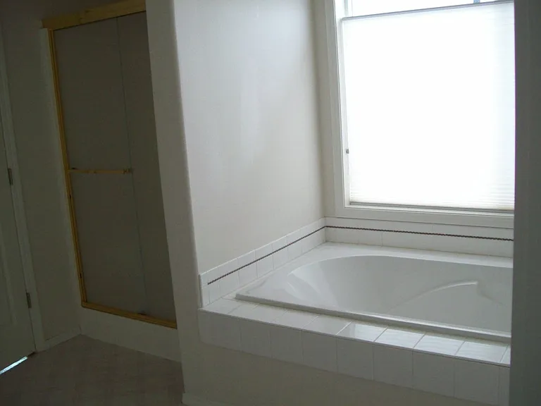 12556 NW Brimpton Ct — Photo 13