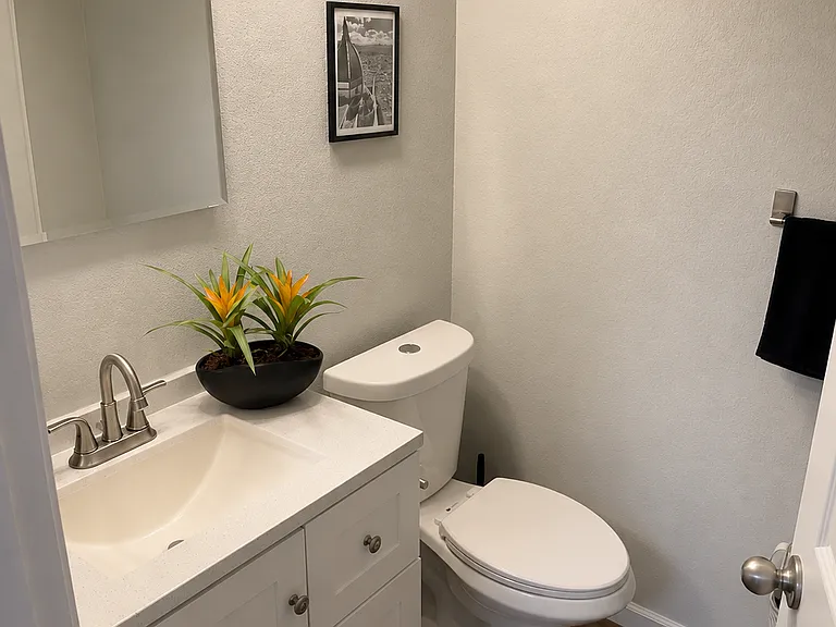 4583 Harbor Ln — Photo 10