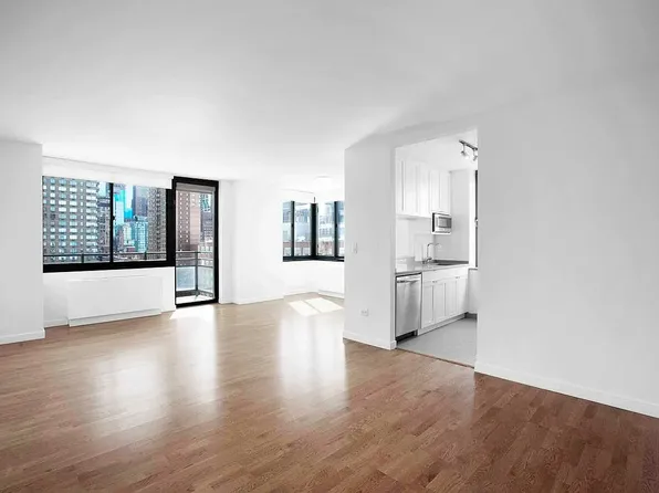 200 W 60th St, New York, NY