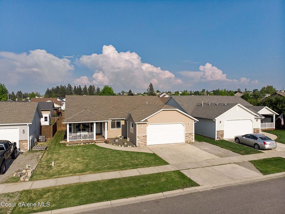 1st image of 3910 N Slazenger Ln