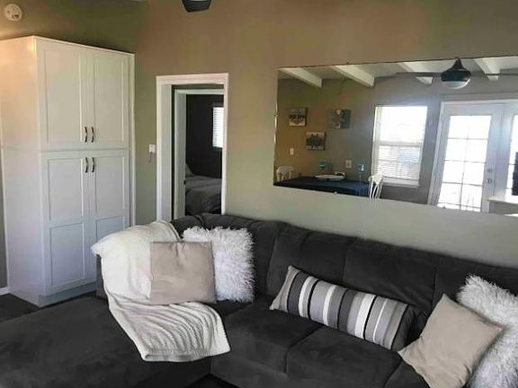 5th image of 205 43rd St #1/2