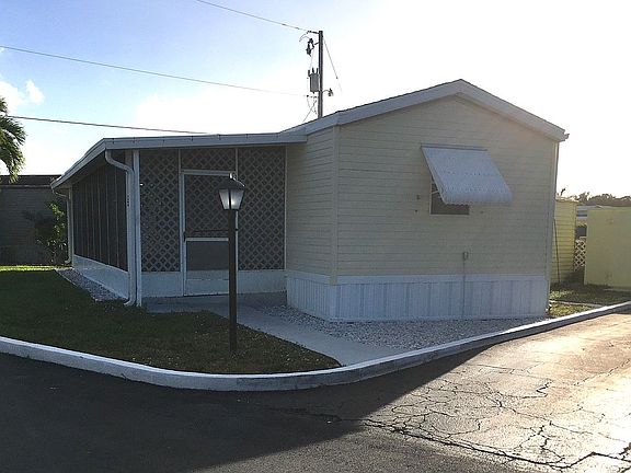 2nd image of 11000 SE Federal Hwy Lot 32