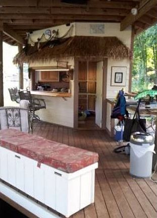 Dock with tiki bar