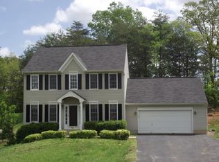 9904 Bethwood Dr, Fredericksburg, VA