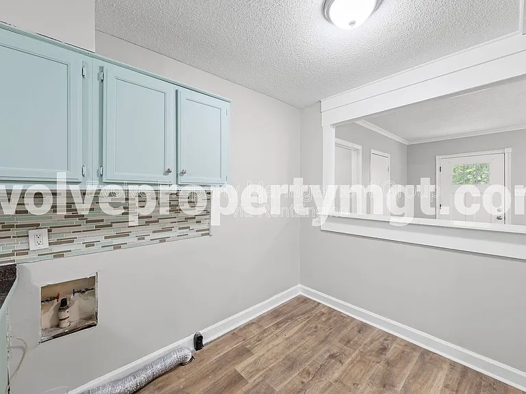 7702 Marvin Rd — Photo 10