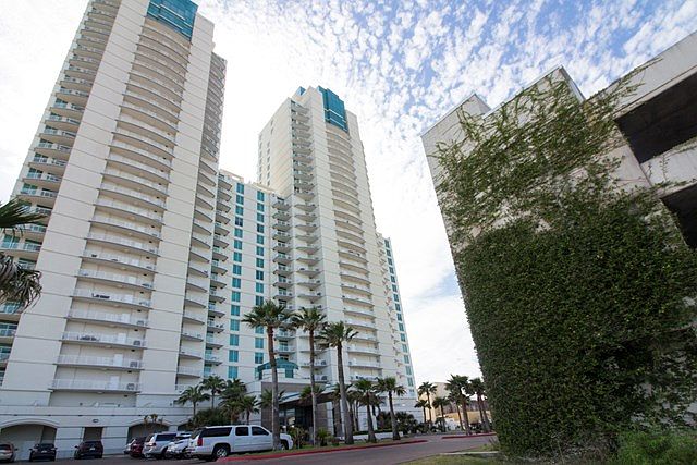1st image of 310A Padre Blvd