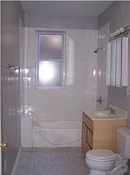 4th image of 6649 S Minerva Ave #1
