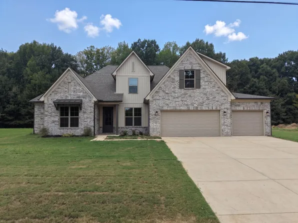 515 Garland Dr, Covington, TN 38019