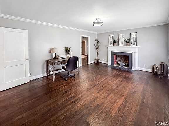 2nd image of 4 Elmira Dr