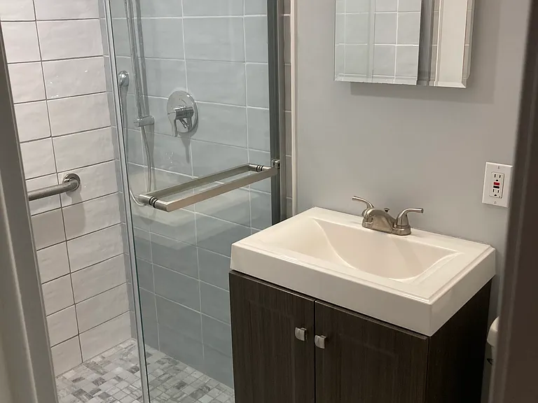 143 Hoffman Ave #403 — Photo 19