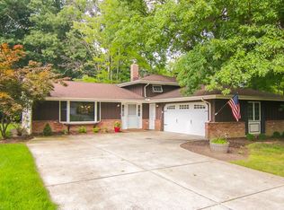20750 Wolzhaven Ave, Strongsville, OH