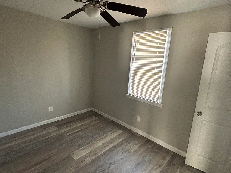1 Pollux Cir W — Photo 5
