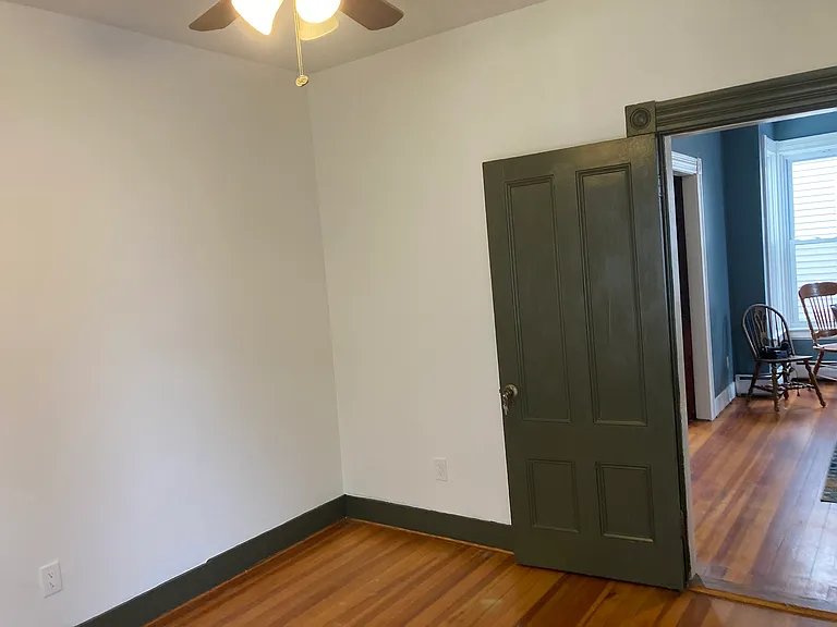 30 Violet St #A — Photo 13