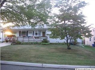 15 Georgetown Rd, Parlin, NJ 08859