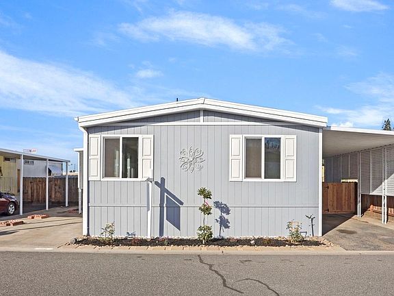 2nd image of 1830 E Yosemite Ave Spc 108