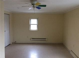 211 Gordon St #3, Perth Amboy, NJ 08861