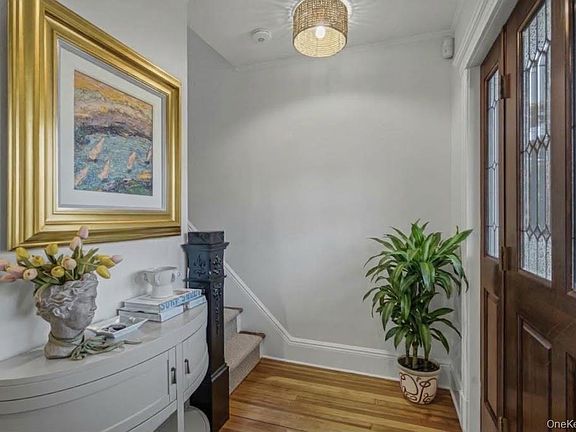 5th image of 92 Webster Avenue
