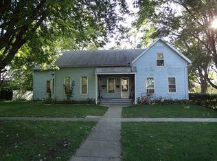 310 S Jefferson Ave, Amboy, IL 61310