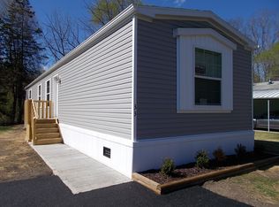 33 Tiger Lily Dr, Port Jervis, NY 12771