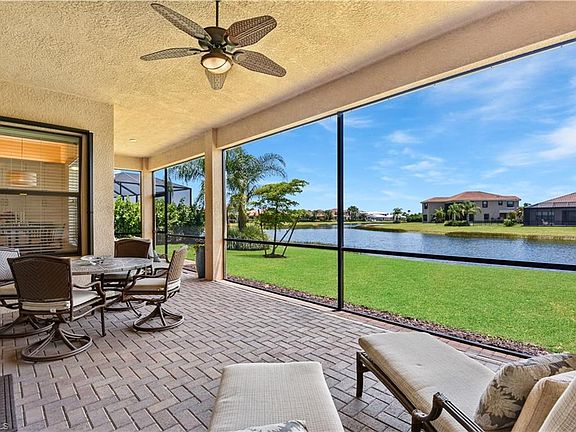 3rd image of 11512 Stonecreek Cir