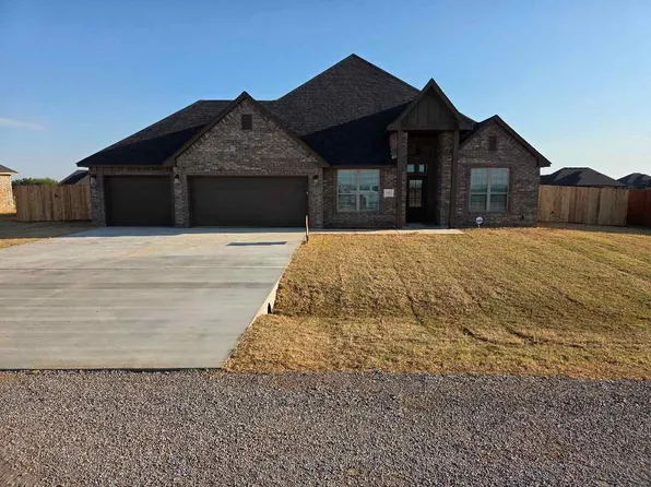 5466 NE Minnow Ln, Elgin, OK 73538