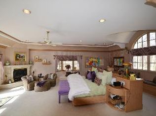 3 Sycamore Dr, Woodcliff Lake, NJ 07677