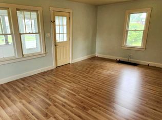 332 Sycamore St, Chesterfield, IN 46017