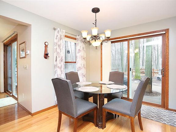 5th image of 3039 Windfield Dr